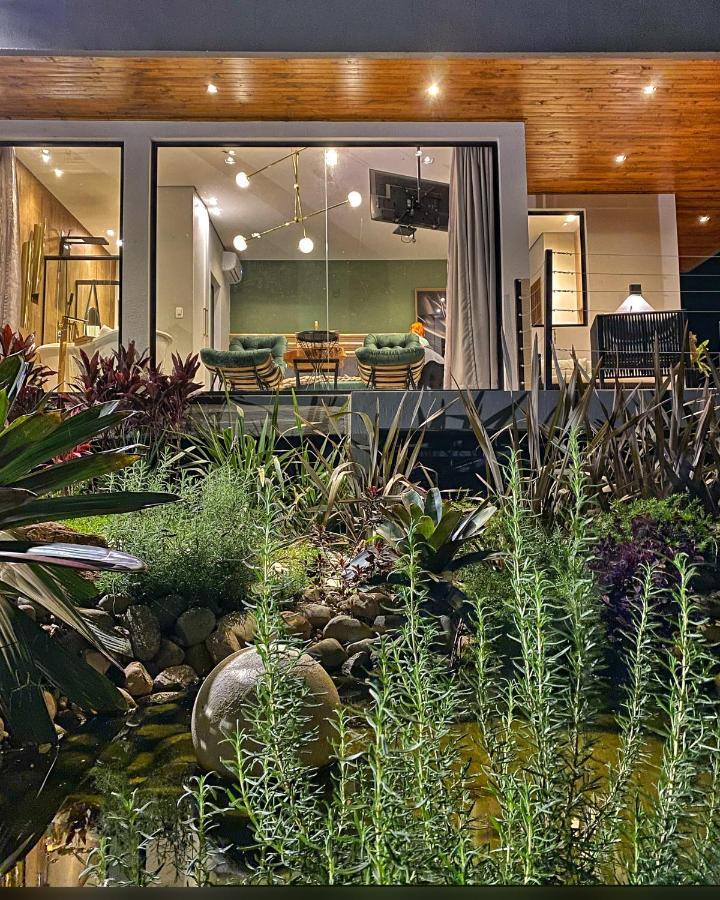 La Contemporanea Cabanas Prox A Cidade Vista Para Ponto Turistico Урубиси Экстерьер фото